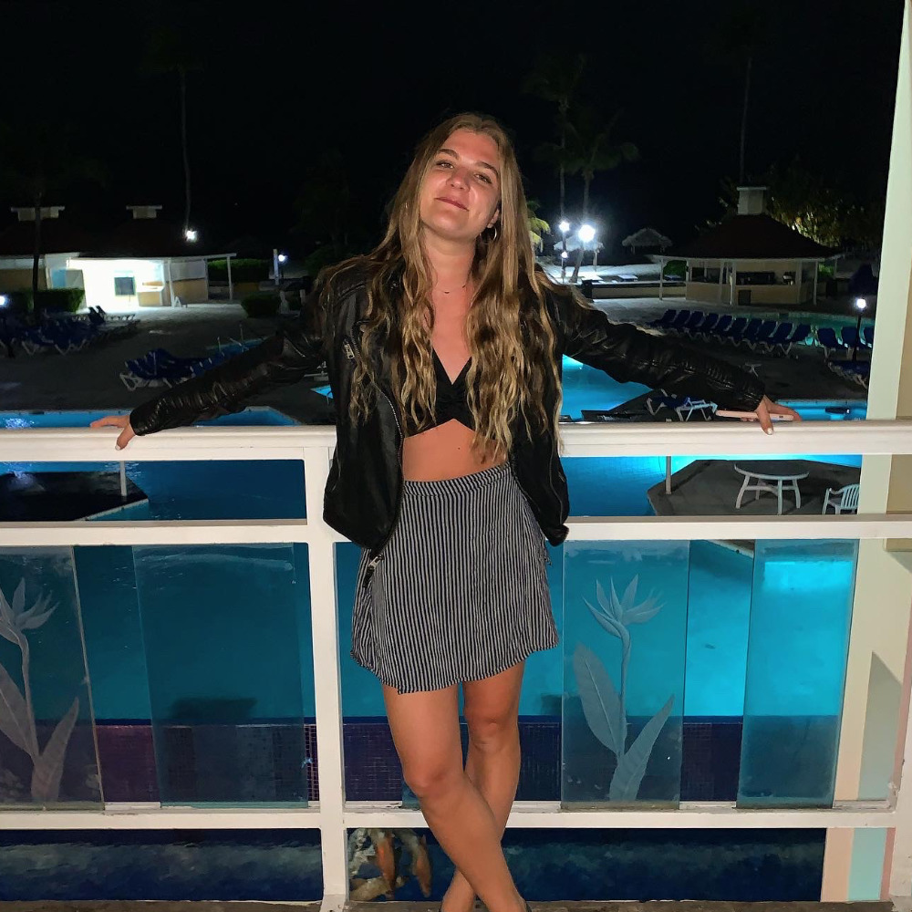 Meet your Posher, Skylar